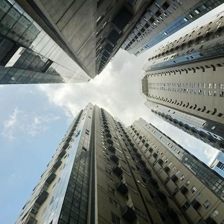 Fort Victoria Condominium Tower C Taguig Exteriör bild