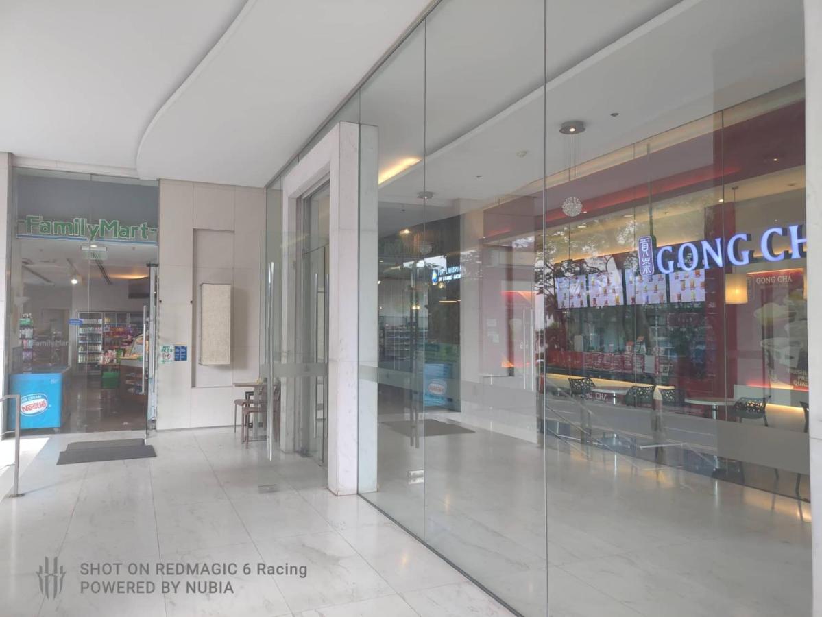 Fort Victoria Condominium Tower C Taguig Exteriör bild